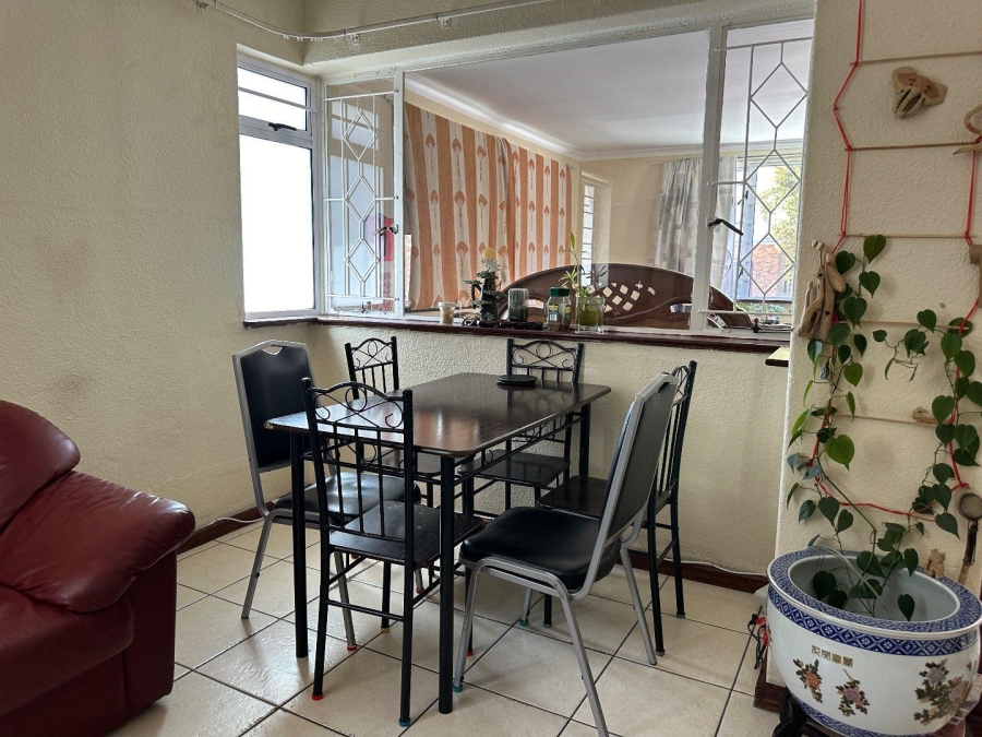 3 Bedroom Property for Sale in Newlands Western Cape